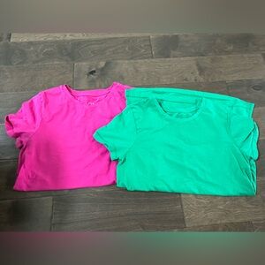 NWOT Gap Maternity Short Sleeve T-Shirt Bundle Pink Green Medium
